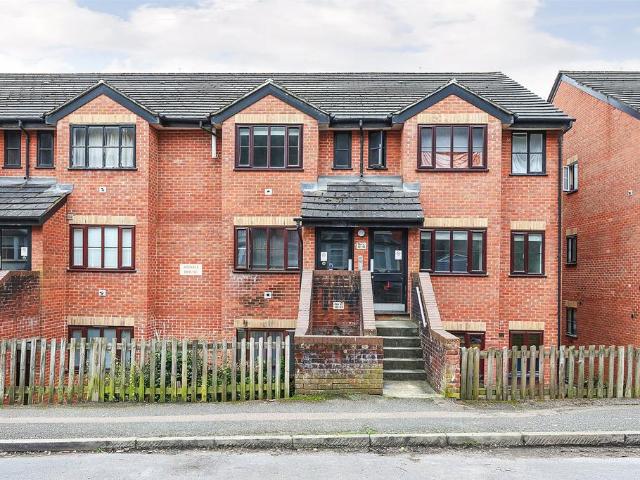 2 bedroom flat to rent