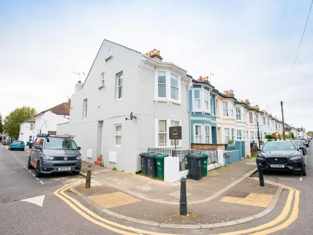 2 bedroom flat to rent