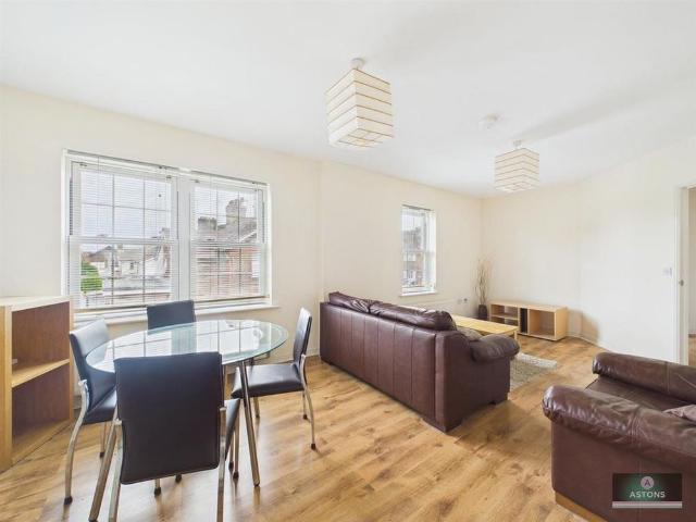 2 bedroom flat to rent