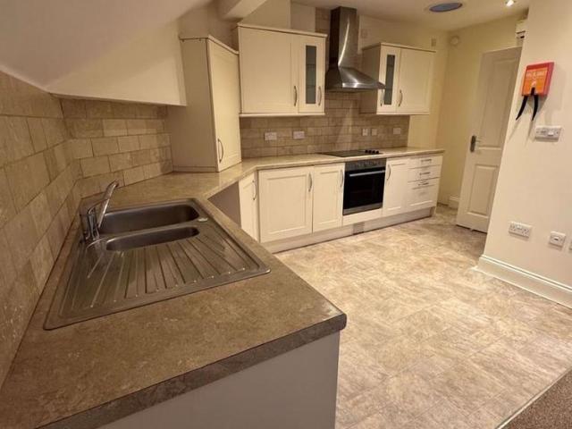 2 bedroom flat to rent