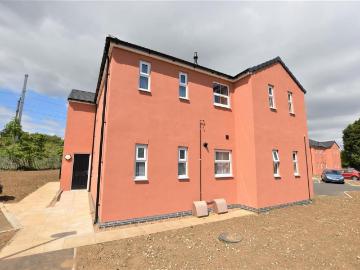 2 bedroom flat to rent