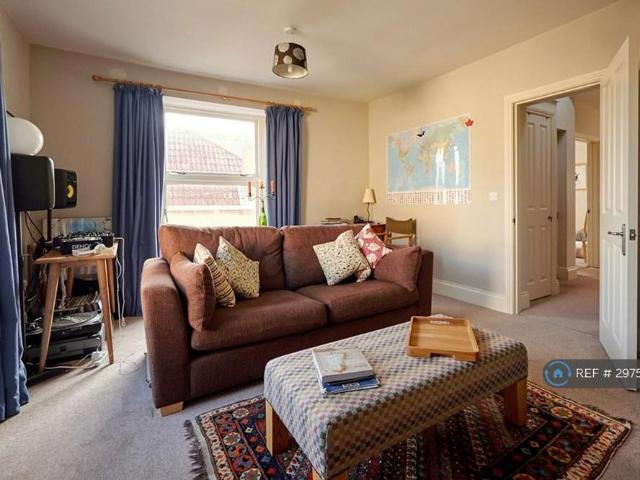 2 bedroom flat to rent