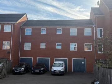 2 bedroom flat to rent