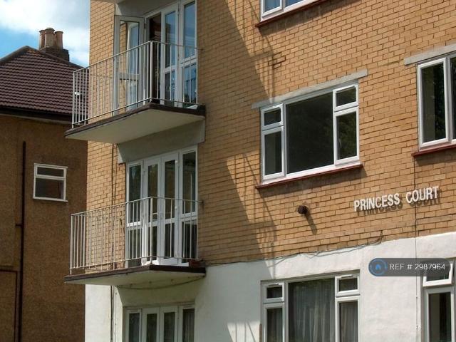2 bedroom flat to rent