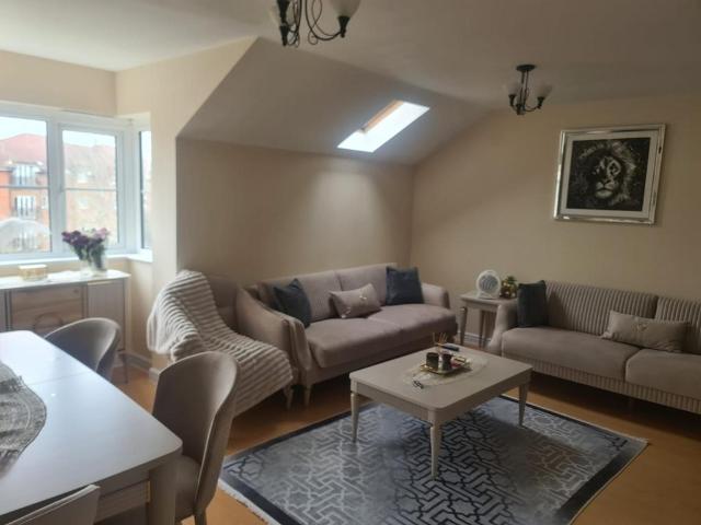 2 bedroom flat to rent