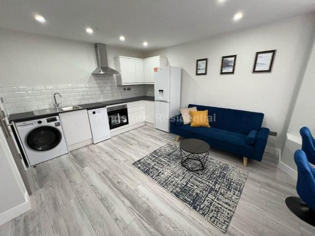 2 bedroom flat to rent