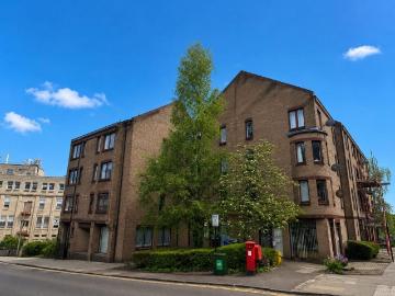 Flat to rent in Loch Katrine Stirling