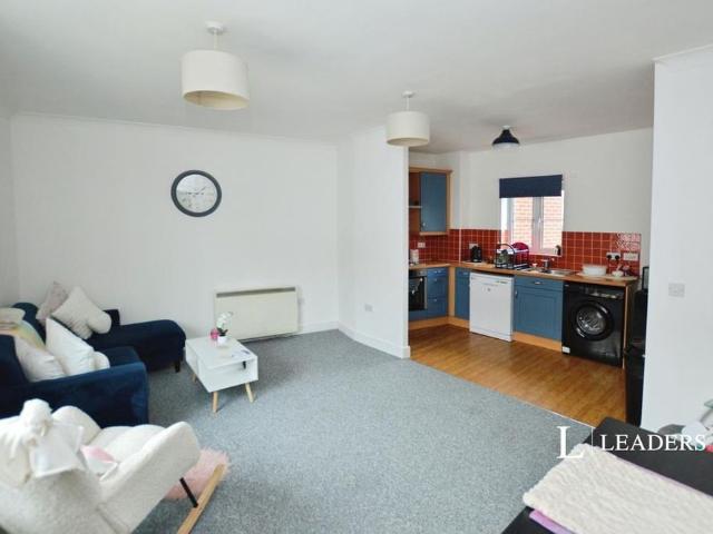 2 bedroom flat to rent