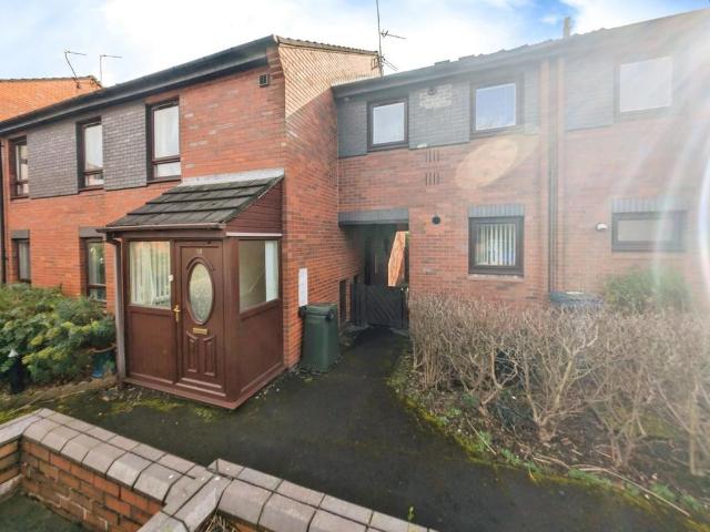 2 bedroom flat to rent