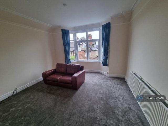 2 bedroom flat to rent