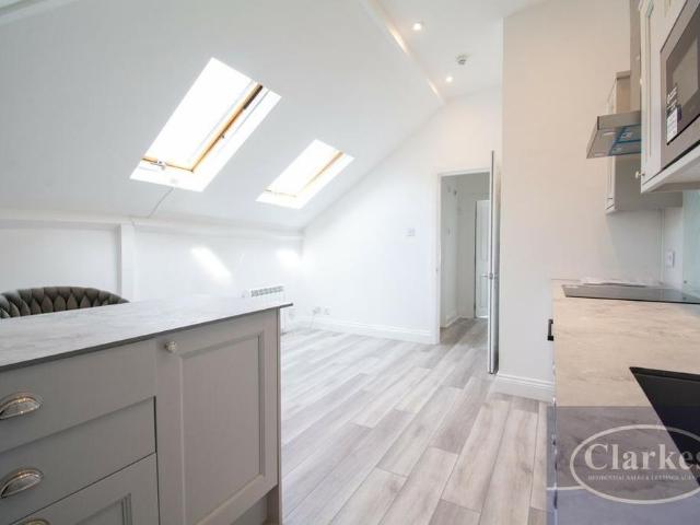 2 bedroom flat to rent