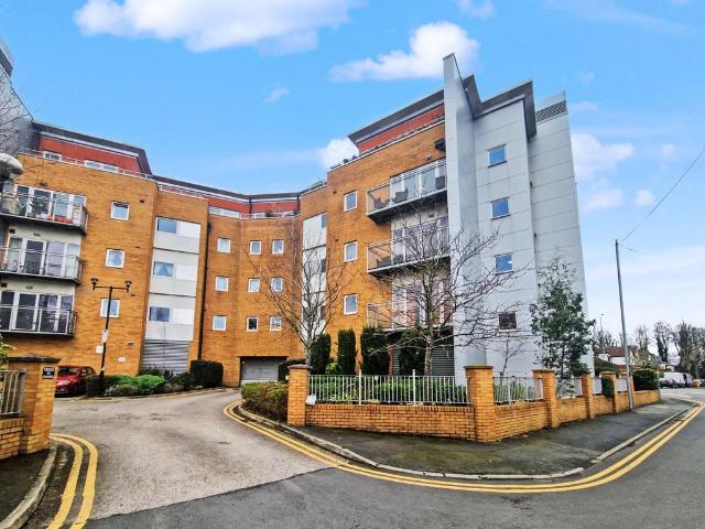 2 bedroom flat to rent