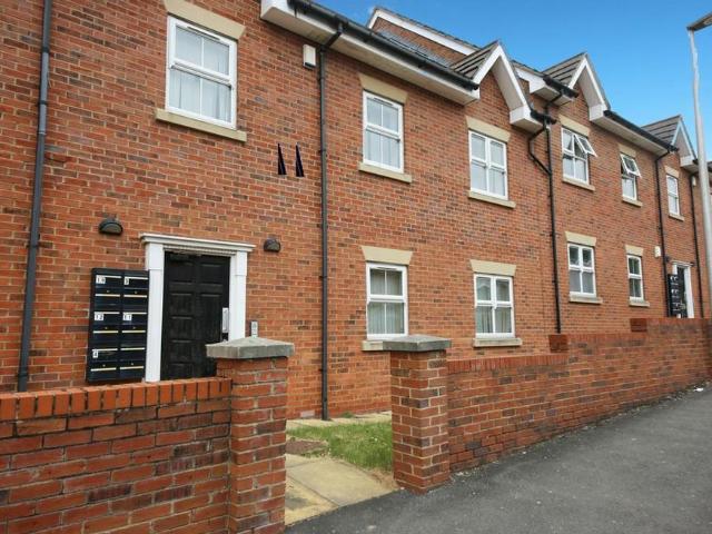 2 bedroom flat to rent