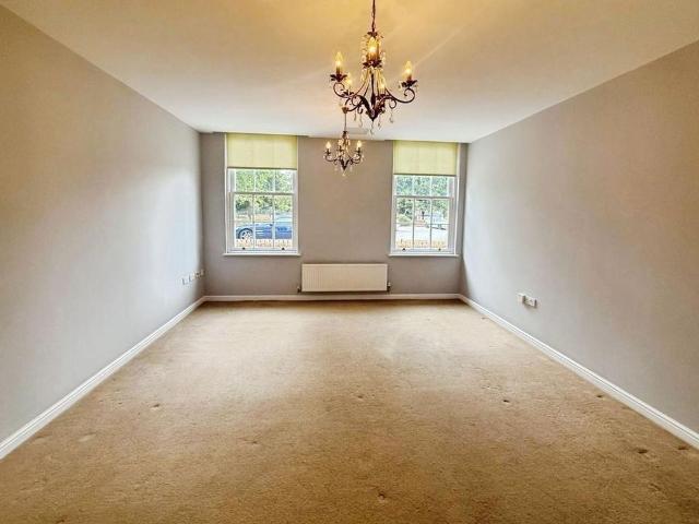 2 bedroom flat to rent