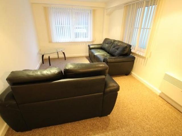 2 bedroom flat to rent