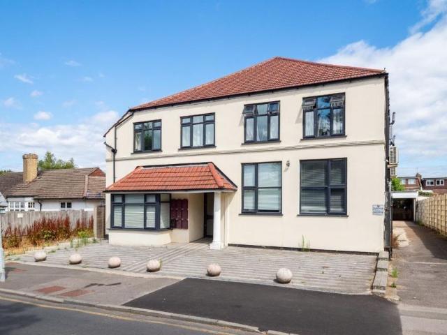 2 bedroom flat to rent