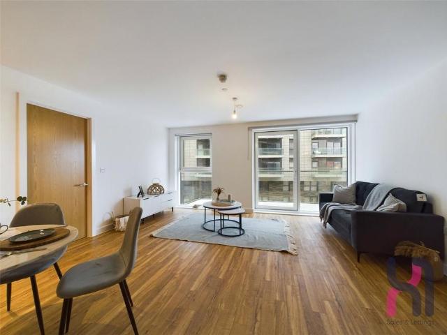 2 bedroom flat to rent