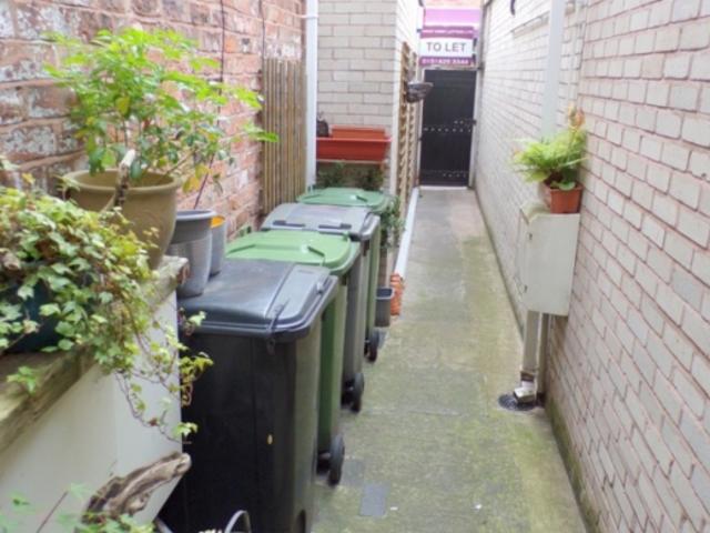 2 bedroom flat to rent