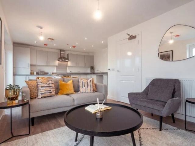 2 bedroom flat to rent