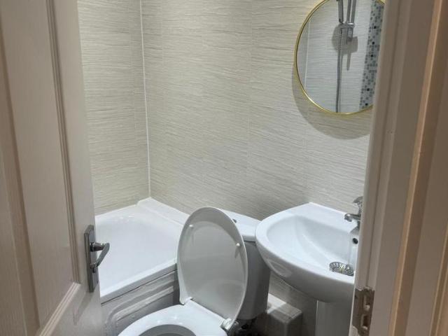2 bedroom flat to rent