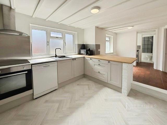 2 bedroom flat to rent