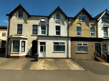 2 bedroom flat to rent