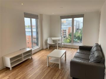 2 bedroom flat to rent