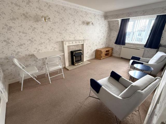 2 bedroom flat to rent
