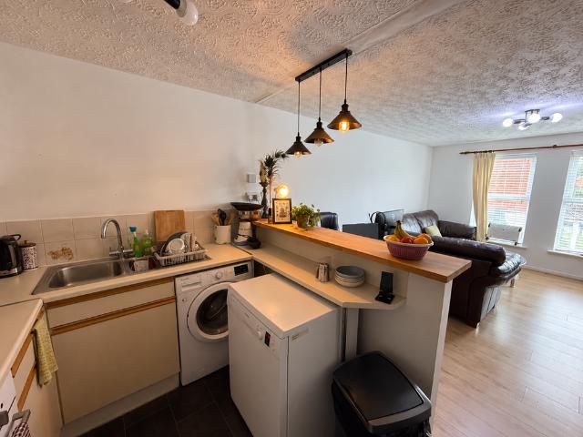2 bedroom flat to rent