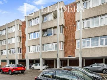 Huntingdonshire, East of England - Equipped kitchen