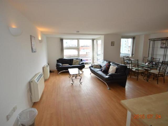 2 bedroom flat to rent