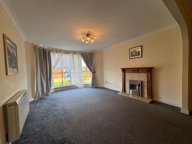 2 bedroom flat to rent