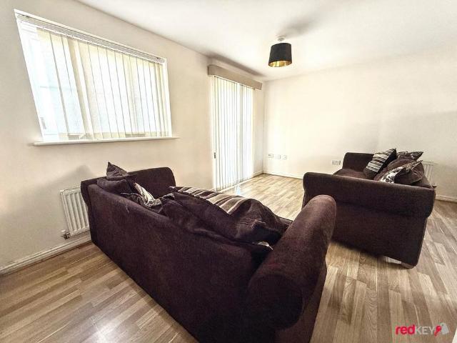 2 bedroom flat to rent