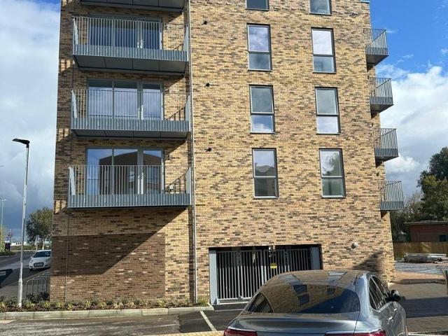 2 bedroom flat to rent