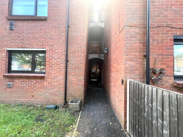 2 bedroom flat to rent