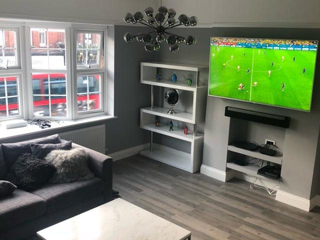 2 Bedroom Flat with Balcony Terrace