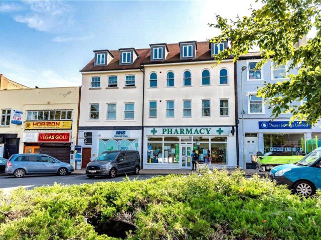 2 BEDROOM Flat / Apartment