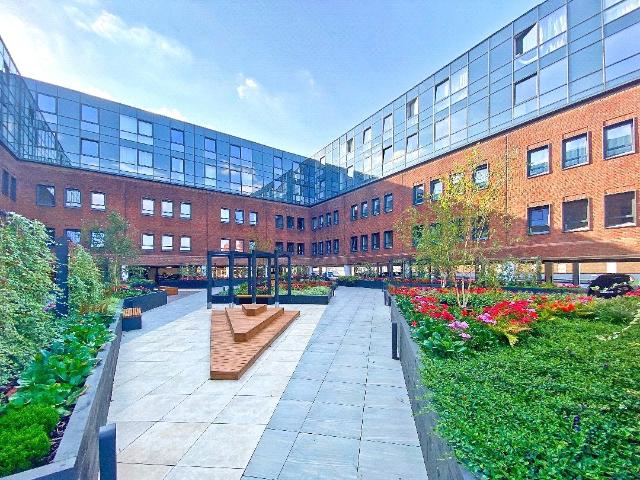 2 BEDROOM Flat / Apartment