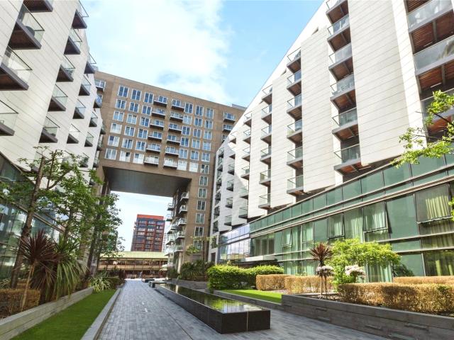 2 bedroom Flat Baltimore Wharf, E14