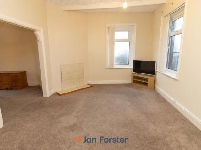 2 Bedroom Flat First Floor