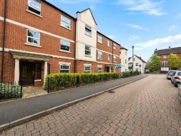 2 bedroom flat for sale