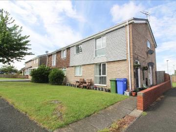 2 bedroom flat for sale