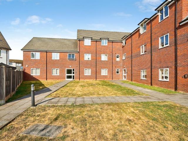 2 bedroom flat for sale