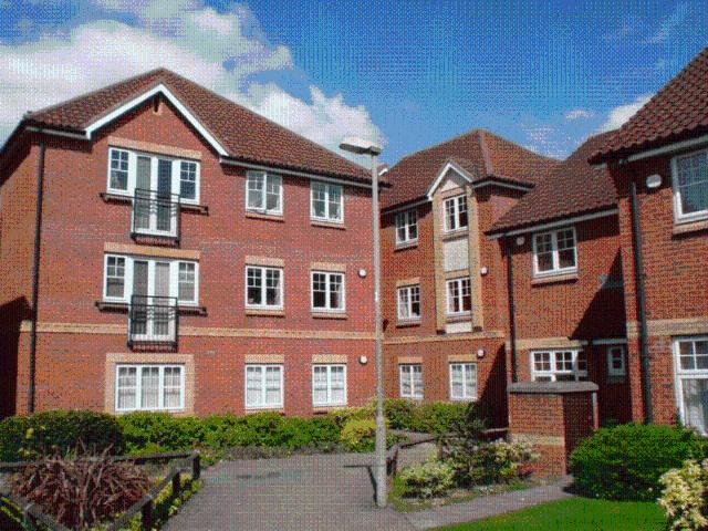 2 bedroom flat for sale