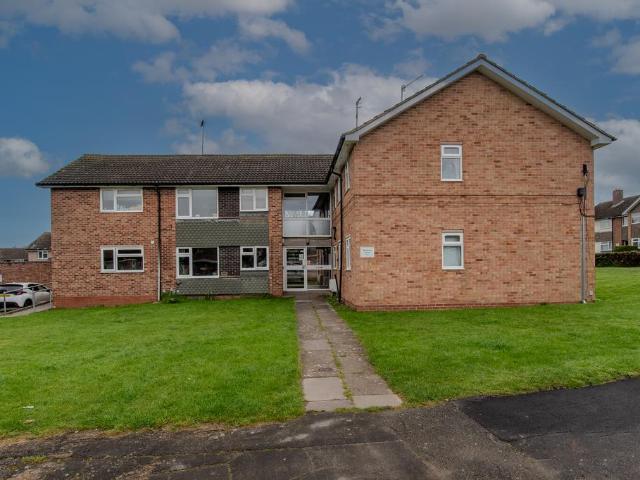 2 bedroom flat for sale