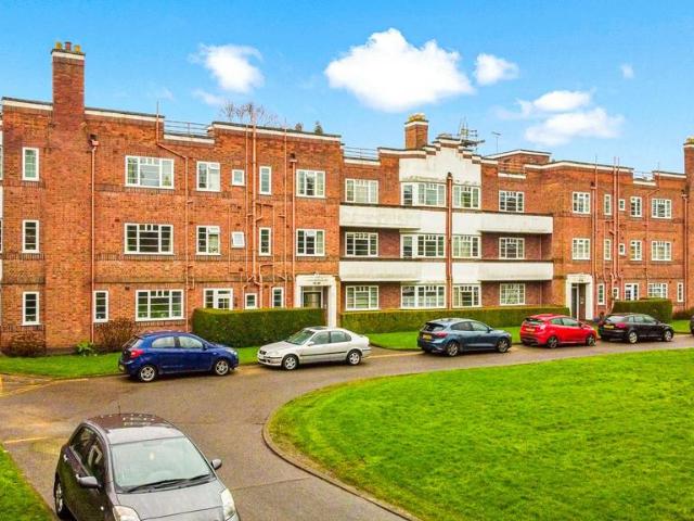 2 bedroom flat for sale