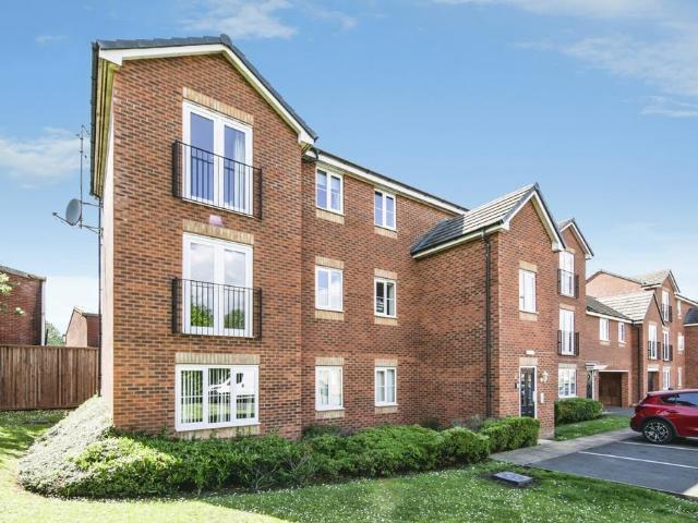 2 bedroom flat for sale