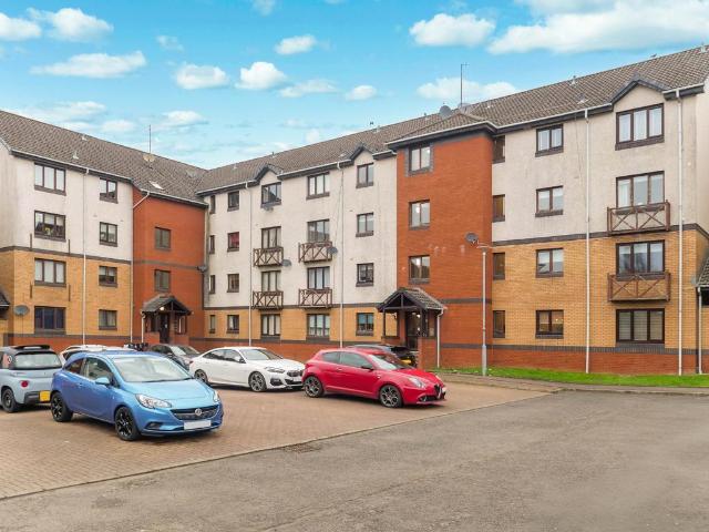2 bedroom flat for sale