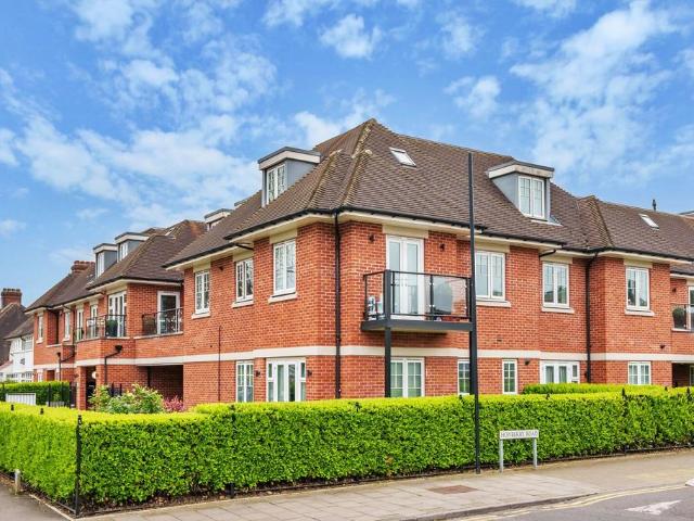 2 bedroom flat for sale