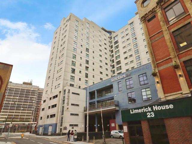 2 bedroom flat for sale